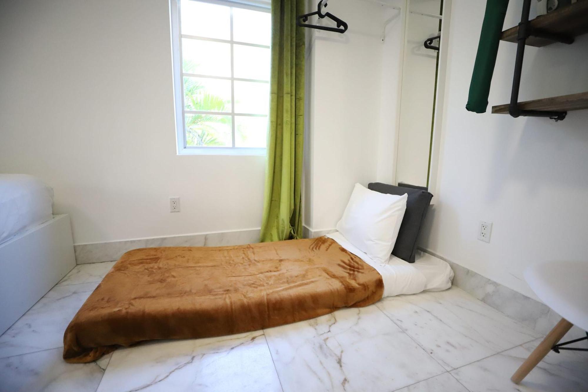South Beach 2 Bedroom Family Pet Friendly Apartment With Free Parking On Premise Маямі-Біч Екстер'єр фото